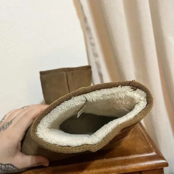 Minnetonka Women's Olympia Brown Suede Cozy Warm Fur Lined Bootie Mini Size 6 M - Picture 6 of 10